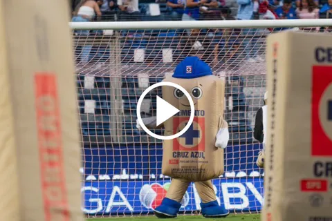 Costalito rindió homenaje a Cristiano Ronaldo en la previa del Cruz Azul vs. Necaxa