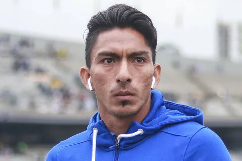 Ángel Mena señaló las razones de su polémica salida de Cruz Azul