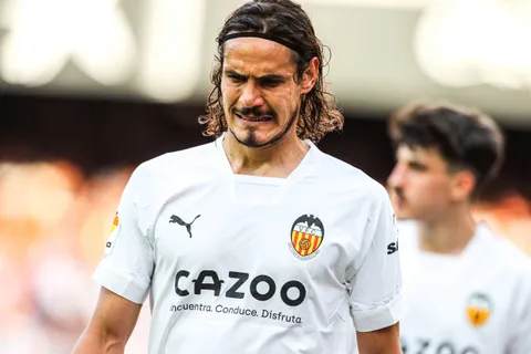 La llegada de Cavani a Boca acercaría a este delantero a Cruz Azul