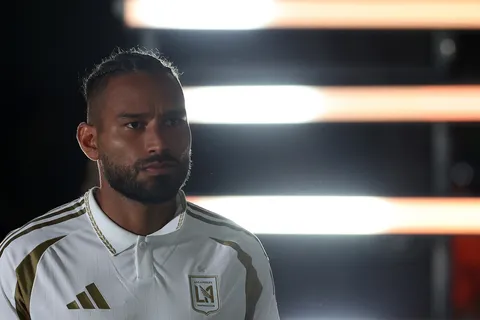 Eddie Segura, estrella del LAFC, dijo de Cruz Azul lo que todos temen en Concachampions