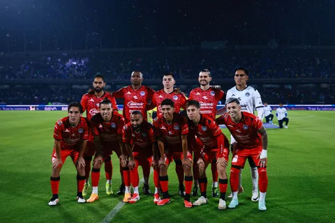 Inicio caliente en el Apertura 2025: Mazatlán ningunea a Cruz Azul por no tener casa propia