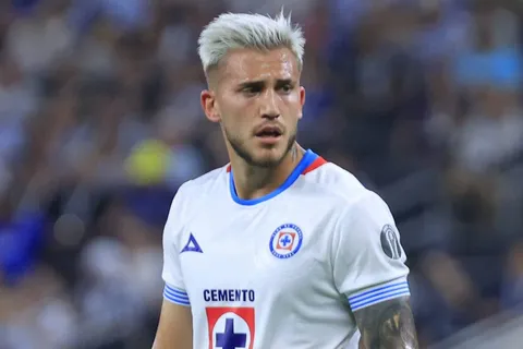 Cruz Azul busca un defensa: ¿Indicios de la salida de Piovi?