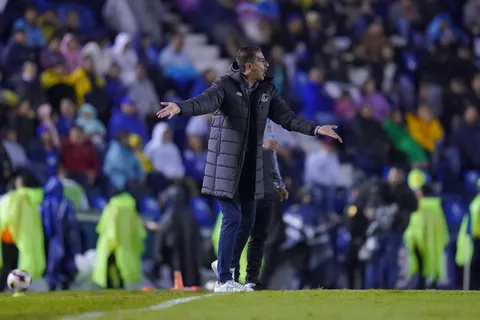 ¿Por qué Renato Paiva, entrenador del Toluca, se negó a darle la mano a Martín Anselmi?