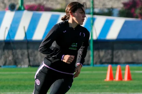 Figura desde el día 1: Norma Palafox se luce con su primer gol en Cruz Azul | Video