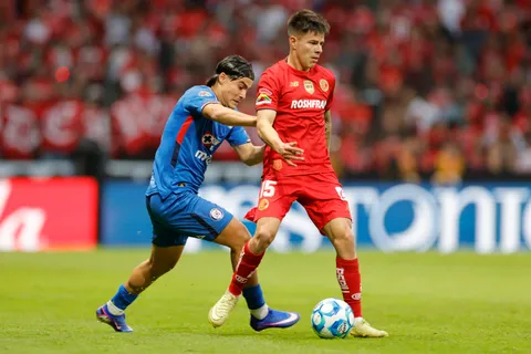 Cruz Azul irá por su cuarto trofeo del Campeón de Campeones ante Toluca.