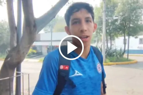 Valdivia ya se anima a dar entrevistas, ¡Toda una estrella!