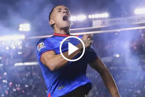 El emotivo video que Cruz Azul le dedicó a Uriel Antuna