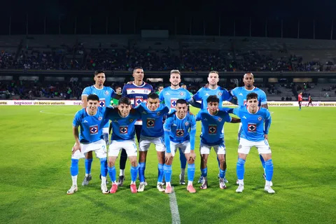 Cruz Azul pretende resolver dos situaciones contractuales en estos meses.