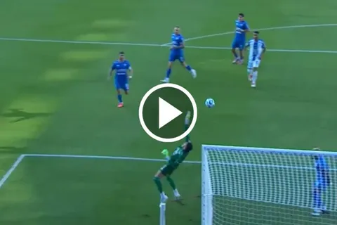 El colombiano se lució en el Clásico de Hidalgo a puro reflejo.