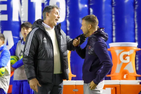 Robert Siboldi pidió disculpas a un jugador de Cruz Azul... NO fue a Willer Ditta