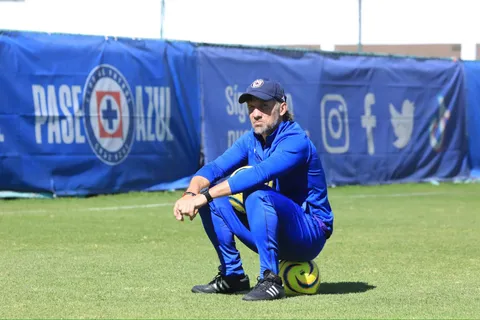 Facundo Oreja habló de todo sobre Cruz Azul en las últimas horas.