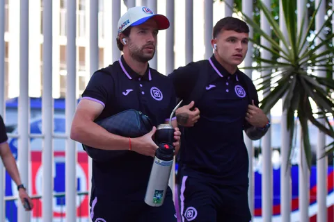 ¿No se va de Cruz Azul? Niegan acuerdo de Christian Tabó con Peñarol
