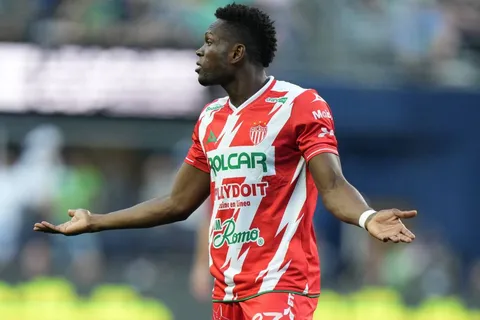 Diber Cambindo expuso las razones por las que salió de Cruz Azul