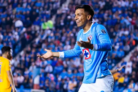 Sepúlveda sigue pasando por un enorme momento en Cruz Azul.