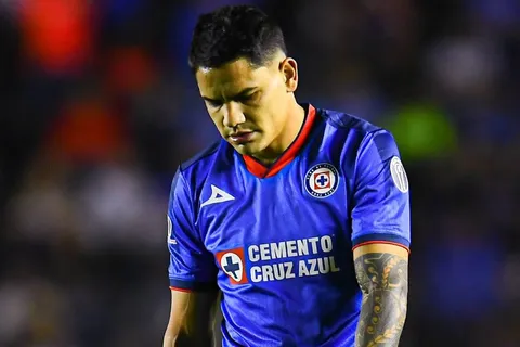 La decisión que tomó Anselmi con el regreso de Toro Fernández
