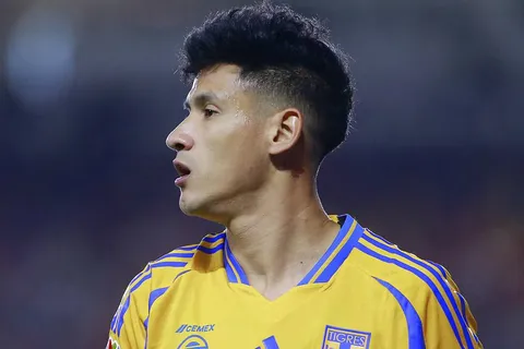 Uriel Antuna continúa con su calvario lejos de Cruz Azul