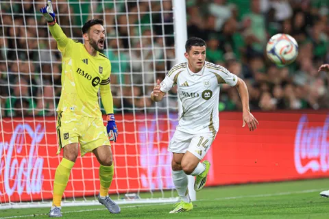 Sergi Palencia, figura de LAFC, destacó a Cruz Azul tras el golpe en Concacaf.