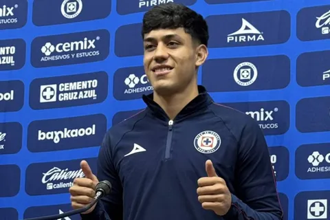 Omar Campos habló sobre su amor por Cruz Azul desde niño