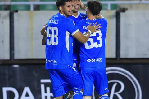 Cruz Azul Hidalgo ganó y fue "premiado".