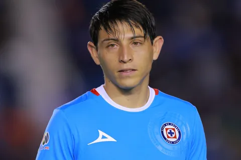 Guti dejará Cruz Azul para vestir la playera del América.