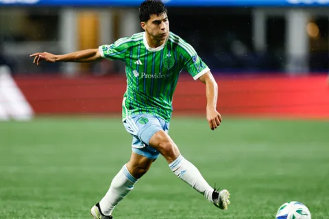 El mediocampista del Seattle Sounders estaría en la órbita de Cruz Azul.