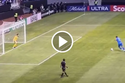 VIDEO: El Toro Fernández marca el 1-0 desde el manchón penal y hace soñar a Cruz Azul