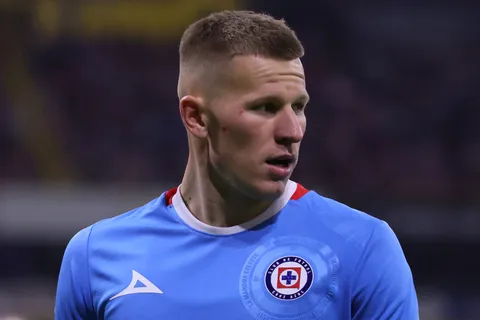 Mateusz Bogusz se adaptó rápidamente a Cruz Azul.