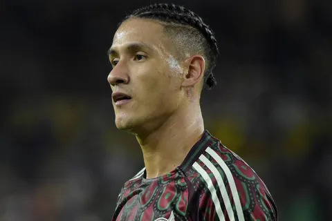 Cruz Azul escucha ofertas por Uriel Antuna al no renovar su contrato