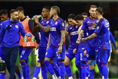 Cruz Azul reveló dos bajas más