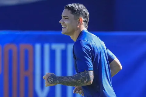 Se revela el mítico número que portará el Toro Fernández en Cruz Azul