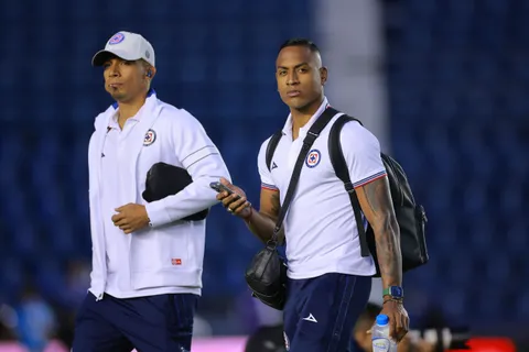 ¿Y Sepúlveda? Así vivió el debut de Cruz Azul en Leagues Cup tras quedar fuera de la convocatoria
