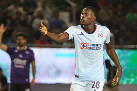 Cruz Azul se mantiene en parte baja de la clasificación general de la Liga MX