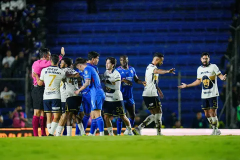 Cruz Azul 0-0 Pumas: videos, resumen y polémicas de la ida de la final del Clausura 2026