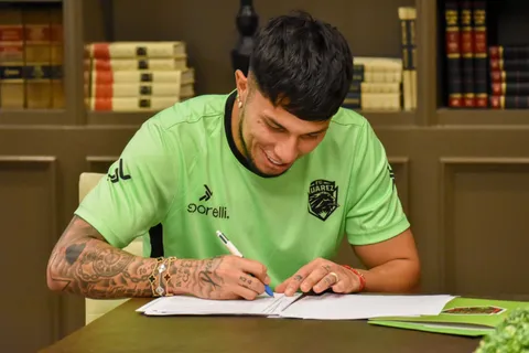 Salcedo sigue dando que hablar en Cruz Azul.