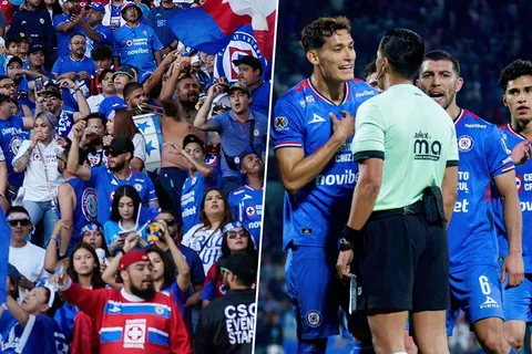 Afición apuntó a dos jugadores contra Chivas.