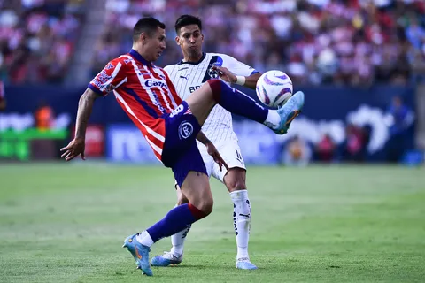 ¿Qué jugadores de Cruz Azul reaccionaron a la provocación del "Cata" Domínguez?
