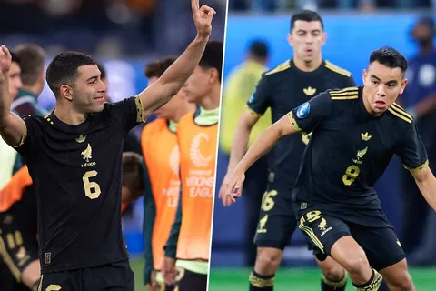 Erik Lira y Charly Rodríguez fueron titular en México ante Canadá.