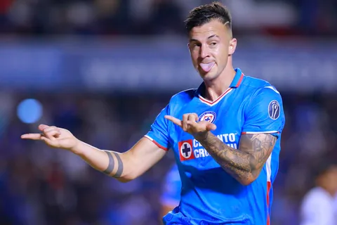 Se iría hoy mismo: las condiciones con las que Augusto Lotti se marcharía de Cruz Azul