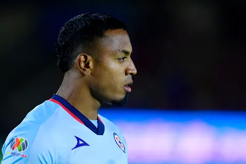 ¿Juega el Clásico Joven con Cruz Azul? Las pruebas que podrían salvar a Willer Ditta de la dura sanción