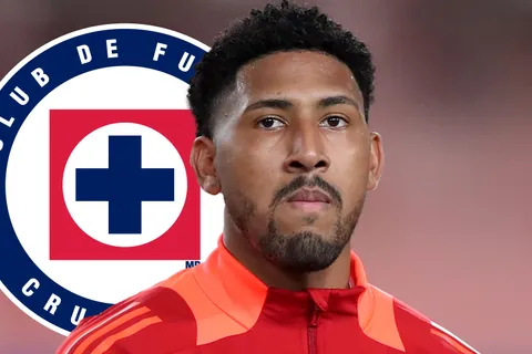 Cruz Azul va en busca de su primer refuerzo.