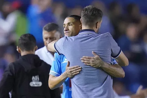 “Cruz Azul sigue buscando”: La Máquina analiza al reemplazo de Uriel Antuna