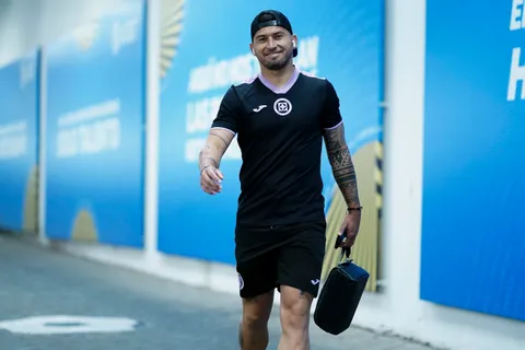 El capitán está listo: Juan Escobar ya entrena con Cruz Azul previo al debut en la Leagues Cup ante Messi