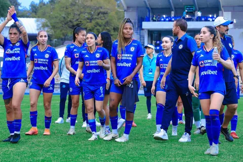 Las Celestes, dirigidas por Diego Testas, se instalan como protagonistas en la Liga MX Femenil.