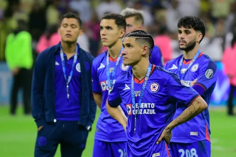 Televisa le dio el primer golpe bajo a Cruz Azul para el Apertura 2024