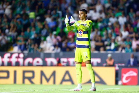 Kevin Mier tendría destino europeo y podría marcharse en el verano.