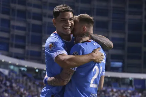 ¿Qué pasa si Cruz Azul gana, empata o pierde contra América?