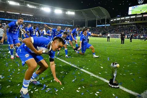Plantel de Cruz Azul echa sal en la herida del Toluca tras ganarles el Campeón de Campeones