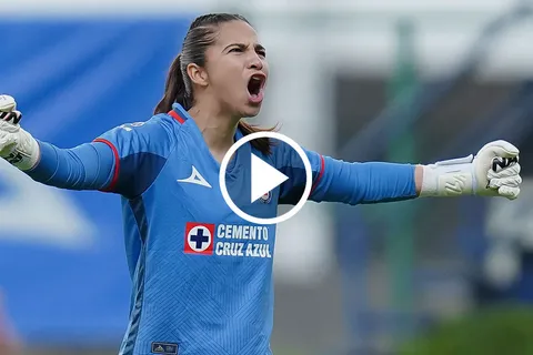 La ESPECTACULAR ATAJADA de Itzayana González que le dio el triunfo a Cruz Azul