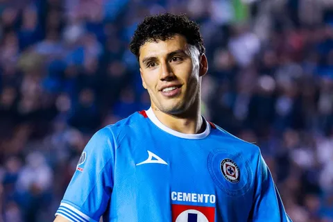 Jorge Sánchez recibió un nuevo premio en la previa a la liguilla