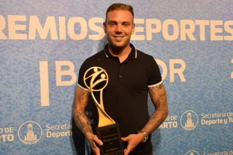Rodo Rotondi tras ser premiado con el Oro de Deportes Río Cuarto